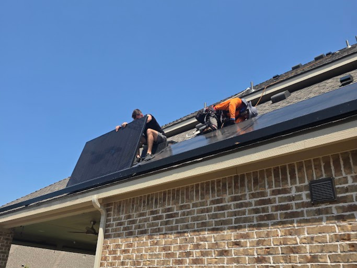 Will Removing Solar Panels Damage My Roof Texas | Licensed & Safe Removal
